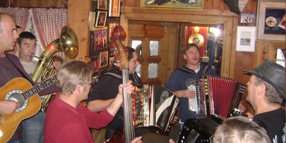 musikantenstammtisch-1.jpg