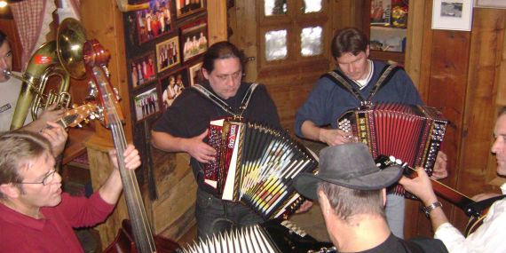 musikantenstammtisch-2.jpg