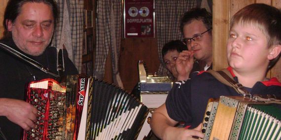 musikantenstammtisch-3.jpg