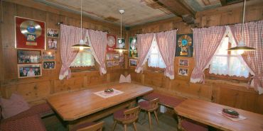 restaurant-2.jpg